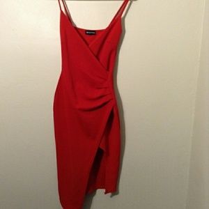 NWOT PrettyLittleThing Wrap Crepe Midi Dress